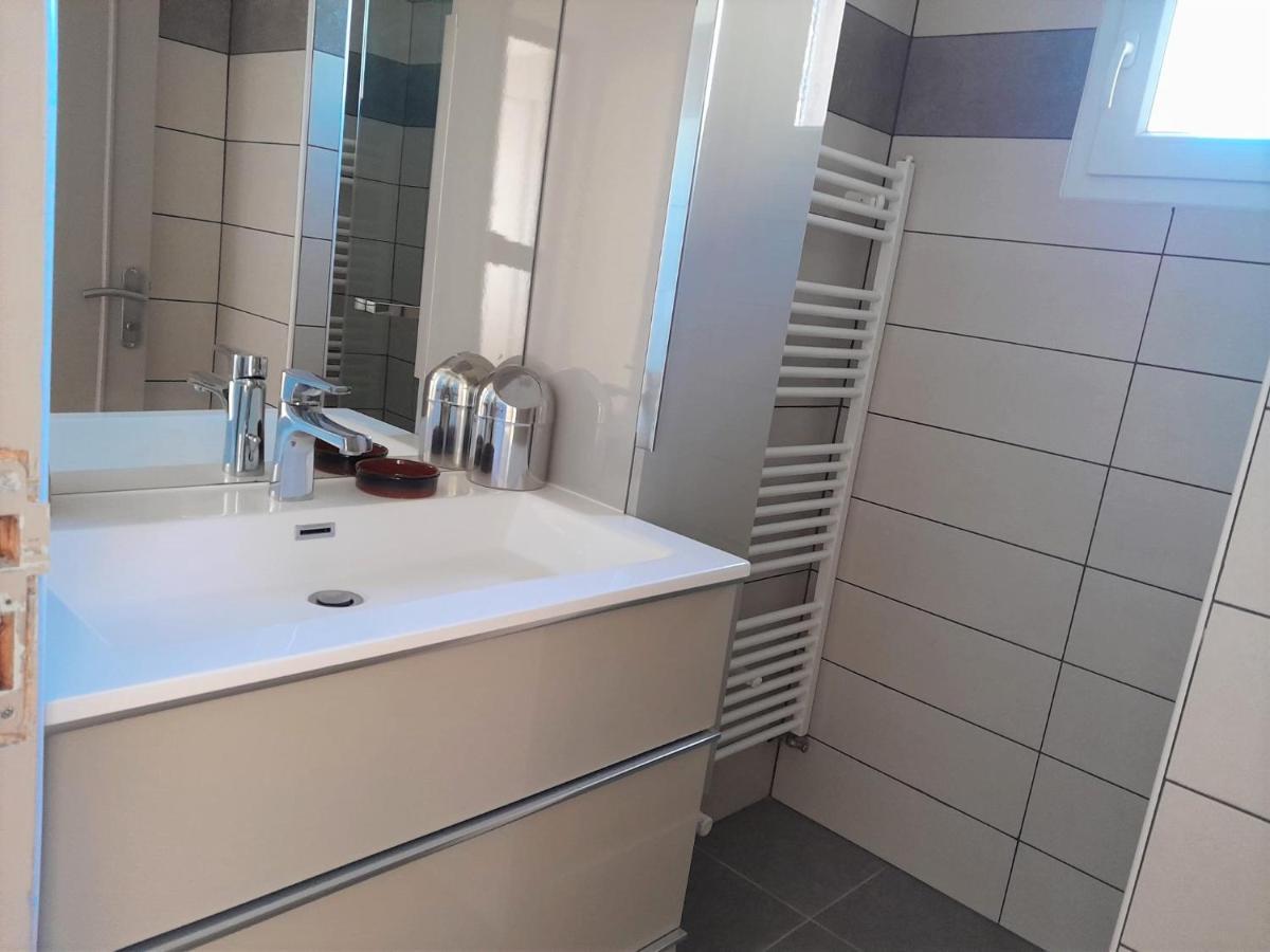 La Pause Sous Le Pin B&B Chambres D'Hotes Capestang Exterior foto